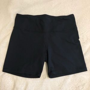 Workout Shorts - L